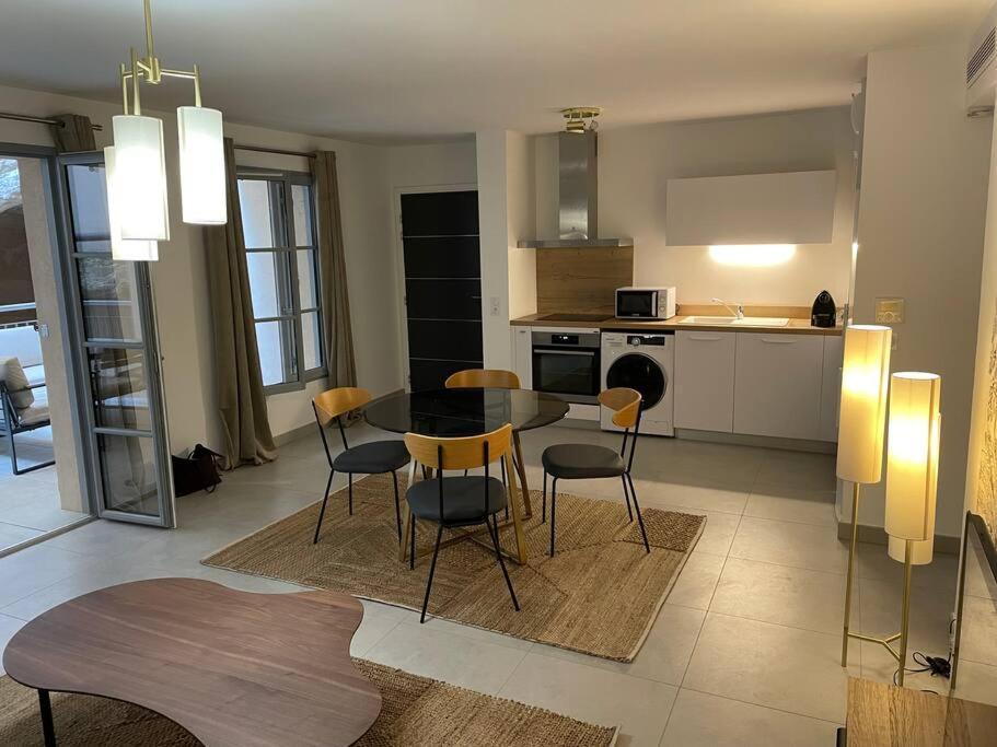 Ferienwohnung Superbe T2 Neuf Bonifacio Avec Parking Gratuit Exterior foto